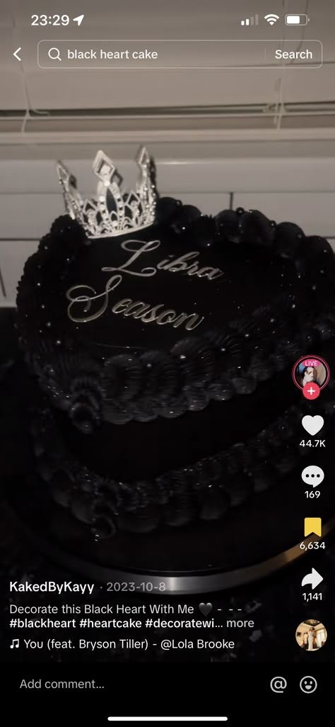 21st Birthday Theme Ideas, 21st Bday Photoshoot, Birthday Ideas Outfits, 29th Birthday Cakes, 23rd Birthday Party, Libra Szn, 21st Birthday Themes, 30th Ideas, Heart Birthday Cake