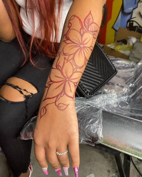 ✈️FlyinkStudios✈️ on Instagram: “✈️😍💙🔥” Arm Sleeve Tattoos For Women, Cute Hand Tattoos, Pretty Hand Tattoos, Black Girls With Tattoos, Red Ink Tattoos, Tattoos For Black Skin, Pretty Tattoos For Women, Dope Tattoos For Women, Red Tattoos