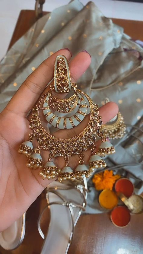 Bridal Jewellery Earrings, Indian Jewelry Earrings, Indian Bridal Jewelry Sets, Antique Jewellery Designs, Jewelry Set Design, Bridal Accessories Jewelry, Indian Jewellery Design Earrings, Antique Jewelry Indian, Bridal Jewelry Collection