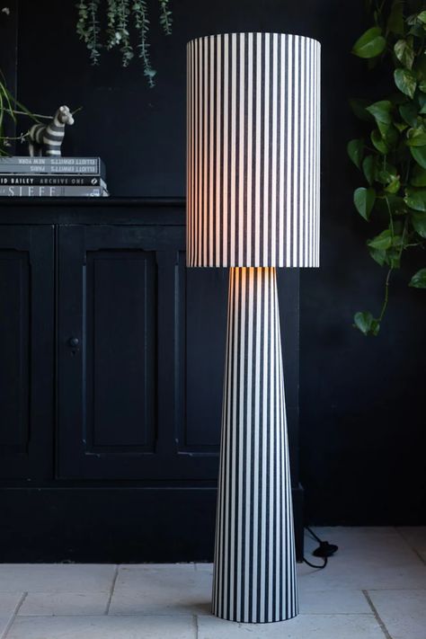 Stripe Table, Unique Floor Lamps, Modern Floor Lamp, Salon Suites, Floor Lamps Living Room, Striped Table, Monochrome Pattern, Home Goals, Floor Standing Lamps