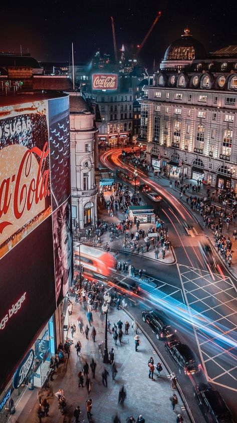 The West End London, Picadilly Circus London, Circus Video, Piccadilly London, West End London, Piccadilly Circus London, London Autumn, Long Exposure Photos, Night Travel