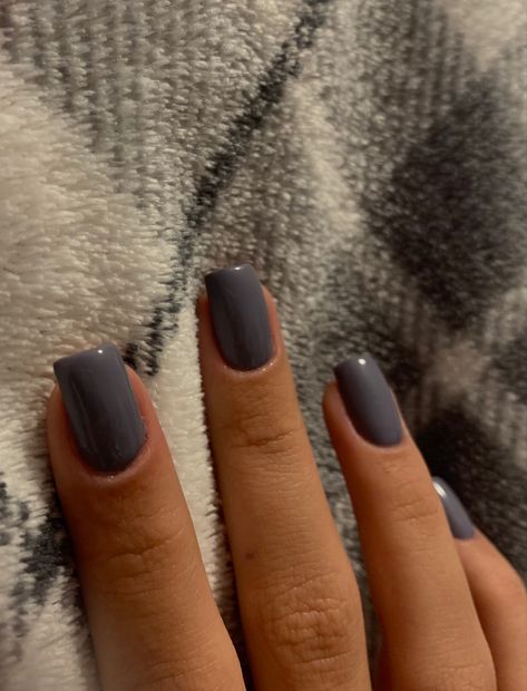 Dark Gray Manicure, Short Square Grey Nails, Short Square Gray Nails, Short Nail Colour Ideas, Cute Nail Colors For Winter, Gel Mani Short Nails Natural Winter, Short Dark Grey Nails, Grey Biab Nails, Dark Nails Inspiration Square