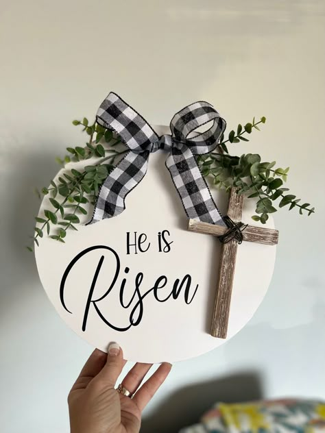 Easter Arrangements For Church, Dollar Tree Christian Crafts, Christian Easter Decor Ideas Diy, Diy Christian Easter Decor, Easter Craft For Adults, Easter Round Wood Signs, Easter Woodworking Projects, He Is Risen Door Hanger, Jesus Crafts For Adults