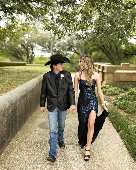 Country Prom Outfits Men, Country Prom Ideas, Cowboy Prom Outfits For Guys, Prom Outfits Couples, Formal Dress With Cowboy Boots, Formal Cowboy Outfits Men, 2k24 Prom, Cowboy Outfits Men, Men Prom Outfit