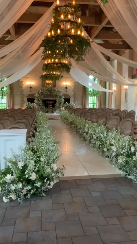 Church Aisle Decorations, Amazing Wedding Venues, Best Wedding Reception, Church Aisle, Wedding Church Decor, Aisle Decorations, Wedding Isles, Indoor Wedding Ceremonies, Church Wedding Decorations