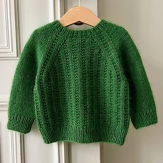 Ravelry: Designs by Guri Pedersen Kids Sweater Pattern, Boys Knit Sweaters, Knitting Patterns Boys, Kids Knitting Patterns, Ravelry Knitting, Baby Boy Knitting Patterns, Baby Boy Knitting, Boys Knits, Knit In The Round