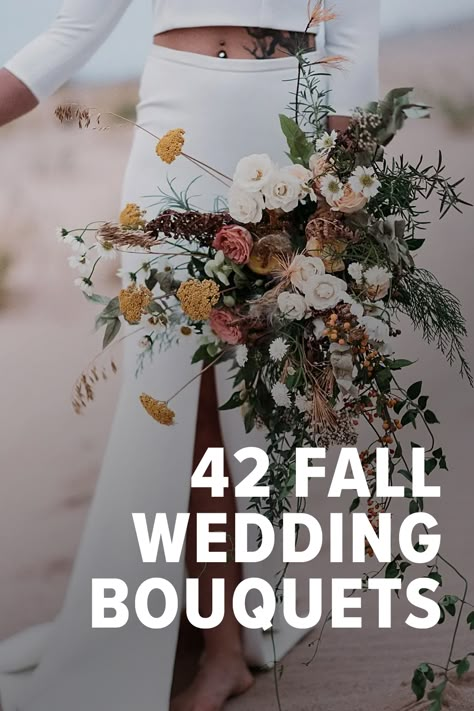 Bouquet Styles Wedding, Wedding Bouquets Autumn Simple, Artificial Fall Wedding Bouquets, Fall Themed Flower Bouquet, Small Wedding Bouquets Bride, Fall Brides Bouquet, Fall Wedding Flower Arrangements Bride Bouquets, Best Fall Wedding Flowers, Wedding Bouquets For September