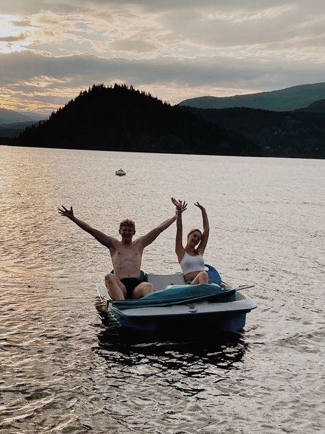 First time on a pedal boat! Follow my “travel” board for more adventure content Boat Ride Date, Pedal Boat Aesthetic, Paddle Boat Aesthetic, Boat Photoshoot, Alphabet Dating, Pedal Boats, Pedal Boat, Summer Boats, Hawaii Party