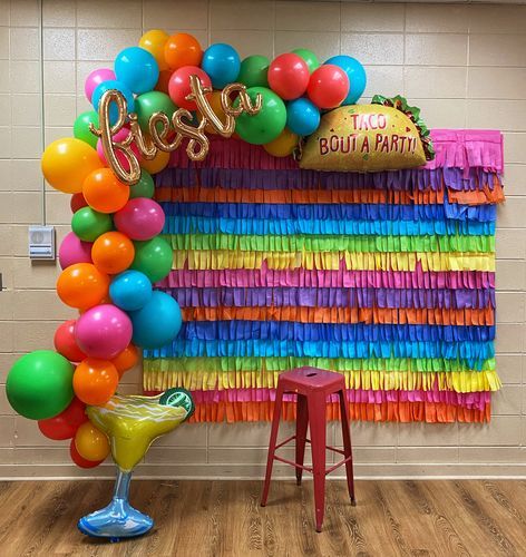 Taco Party Balloon Garland, Fiesta Theme Party Decorations Backdrops, Mexican Theme Party Balloon Garland, Threesta Birthday Party Decorations, Taco Balloon Garland, Taco Themed Party Decorations, Mexican Fiesta Balloons, Fiesta Balloon Arch Mexican, Fiesta Theme Party Balloons