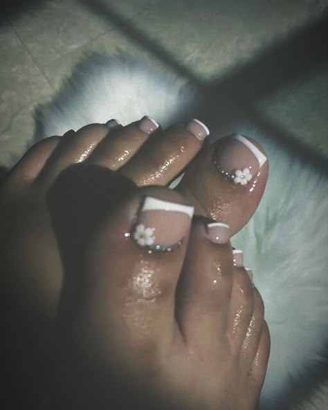 White French Tip Toes, Birthday Toes, Black French Tip Toes, French Toe Nails, Gel Toe Nails, Acrylic Toes, Acrylic Toe Nails, Pretty Toe Nails, Cute Toe Nails