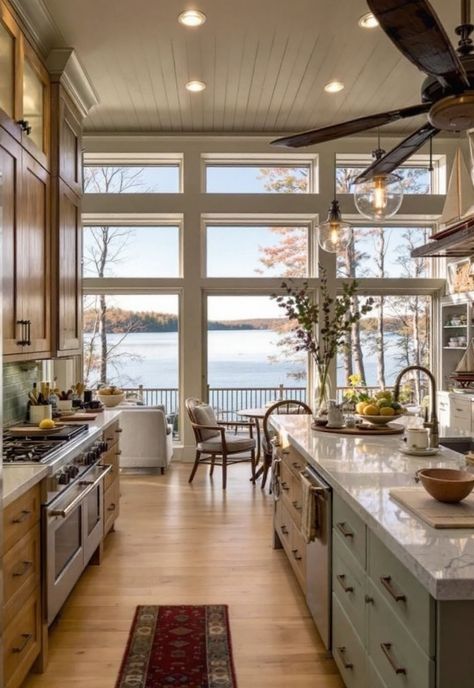 Rustic Kitchen Lake Home Kitchen Ideas, Kitchen With Sea View, Rustic Lake House Interior, Lakehouse Kitchens, Lake House Interior Kitchen, Lakehouse Kitchen Ideas, Mountain Cabin Kitchen, Lake House Kitchens, Lake House Kitchen Ideas