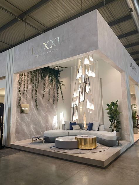 Luxury Furniture Showroom, Furniture Store Interior, Interior Design Exhibition, Furniture Store Design, Showroom Decor, Luxxu Modern Design Living, Exhibition Stall Design, Milan Furniture, Luxury Furniture Stores