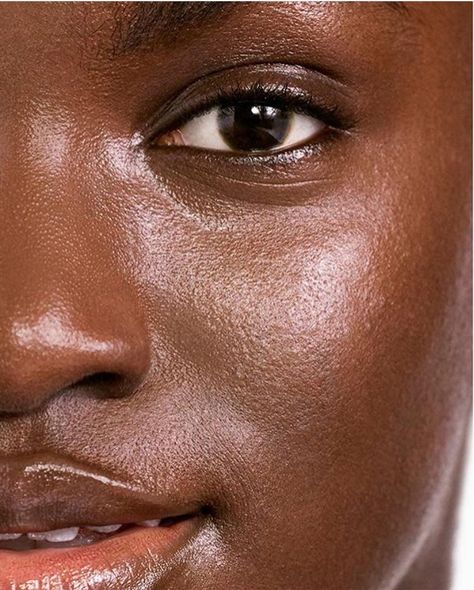 Skincare, hydrated skin, darkskinwomen Smooth Skin Remedies, Glowing Black Skin, Melanin Skin, Black Skin Care, Brown Spots Removal, Natural Acne Remedies, Dark Skin Beauty, Skin Remedies, Without Makeup