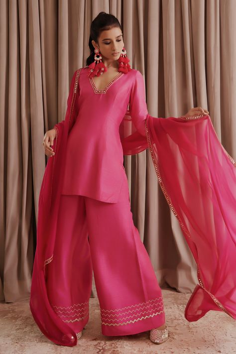 Hot pink silk kurta with mirror and kasab embroidery. Comes with palazzo and an organza dupatta. - Aza Fashions Kurta And Palazzo, Traditional Indian Dress, Indian Dresses Traditional, Traditional Indian Outfits, Trendy Dress Outfits, Indian Bridal Outfits, Designer Dresses Casual, Stylish Party Dresses, Party Wear Indian Dresses