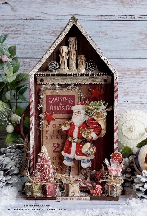 Christmas Assemblage, Christmas Diorama, Tim Holtz Crafts, Tim Holtz Ideas, Tim Holtz Christmas, Design Tape, Vintage Christmas Crafts, Christmas Shadow Boxes, Christmas Vignettes