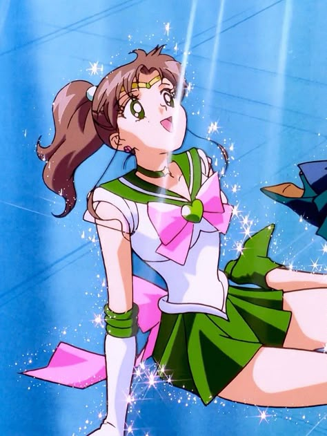 Sailor Moon Pose, Sailor Moon Jupiter, Sailor Moon Gif, Moon Gif, Powerpuff Girls Characters, Moon Kingdom, Makoto Kino, Sailor Moon Girls, Arte Sailor Moon