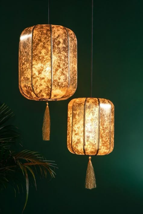 Chinese Lamps, Chinese Style Interior, Art Deco Bedroom, Lantern Lamp, Modern Chinese, Chinese Lanterns, Wedding Lights, Lantern Lights, Cool Lighting