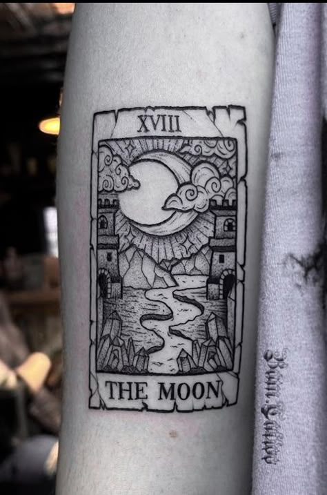 Moon Tarot Card Drawing, Moon Tarot Card Tattoo, Tattoo Portfolio Ideas, The Moon Tattoo, Moon Tarot Card, Tarot Tattoo, Tarot Card Tattoo, Card Tattoo Designs, The Moon Tarot Card