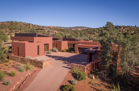 Sedona Arizona Houses, Fire Sprinklers, Arizona House, Built In Bbq, Flood Zone, Sedona Az, Native American Peoples, Sedona Arizona, Cathedral Ceiling