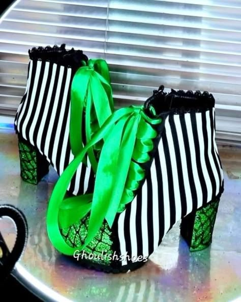 Beetlejuice green