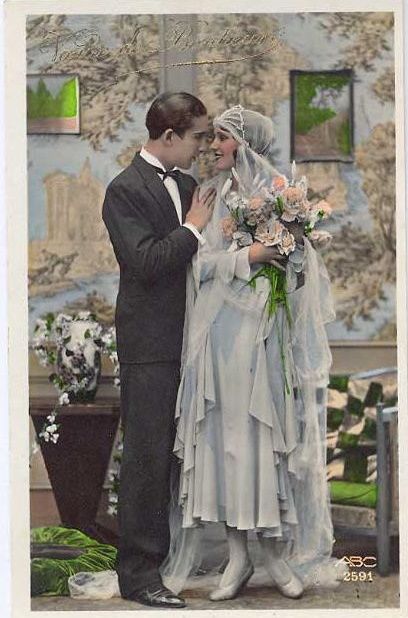 1920s Wedding Dress History | Bridesmaids, Mothers 1920s Wedding Dress Short, 1920 Bridesmaid Dresses, 1920s Wedding Dress Authentic, 1920 Wedding Dress, 1920s Bridesmaid Dresses, 1920s Bride, 20s Wedding Dress, 1920 Wedding, Drowsy Chaperone