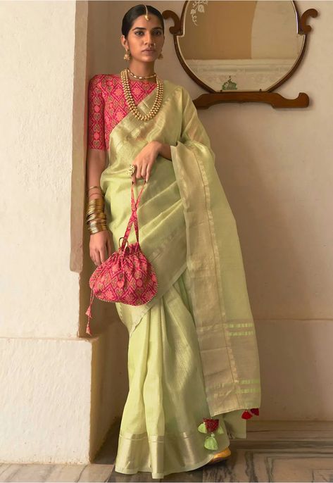 Pastel Green Silk Saree, Pastel Silk Saree, Light Green Saree, Saree Color Combinations, Green Color Combinations, Saree Wearing Styles, Printed Organza, Saree Wearing, Simple Saree Designs