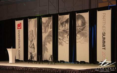 Dark background (paint) with fabric strips that hang in a horizontal pattern (lower than last year).  At the height of cross beams. Stage Backdrop Design, Backdrop Event, Corporate Events Decoration, Corporate Event Design, Stage Designs, Banner Design Inspiration, Stage Ideas, Stage Set Design, Church Stage Design