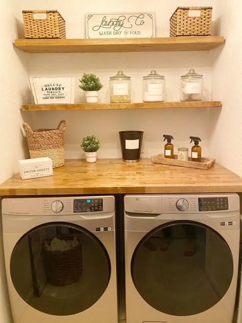 Butcher Block Laundry Room, Laundry Wallpaper, Apartment Laundry Room, Small Laundry Closet, Wallpaper Laundry Room, Wallpaper Laundry, Basement Ideas Unfinished, Laundry Room Countertop, Laundry Room Decor Ideas