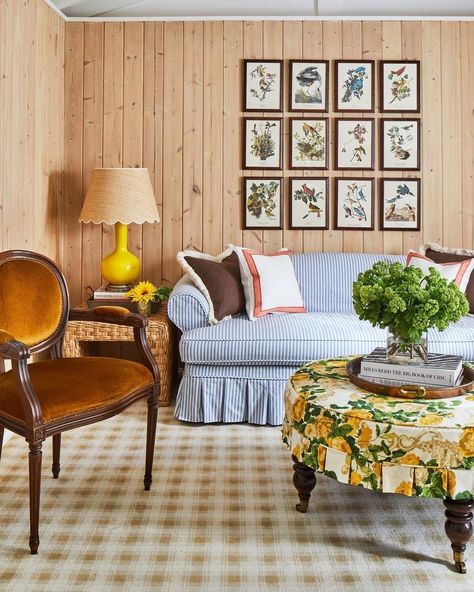 6 Classic Cabin Home Decor Ideas Whitney Mcgregor, Wood Walls Bedroom, White Wall Bedroom, Wicker Coffee Table, Mountain Cottage, Interior Design Business, Wall Molding, Wood Panel Walls, Cottage Design