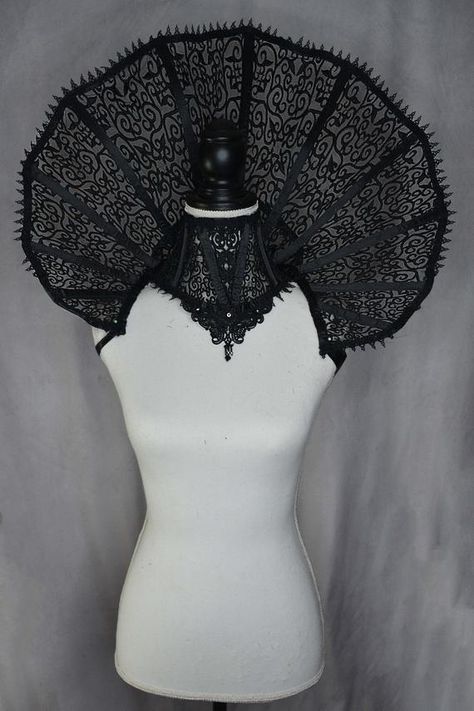 Check out this item in my Etsy shop https://www.etsy.com/listing/942171081/embroidered-lace-elizabethan-neck Spiderweb Lace, Royal Accessories, Mother Fashion, Elizabethan Collar, Express Outfits, Crown Photos, Neck Corset, Body Accessories, Embroidered Organza