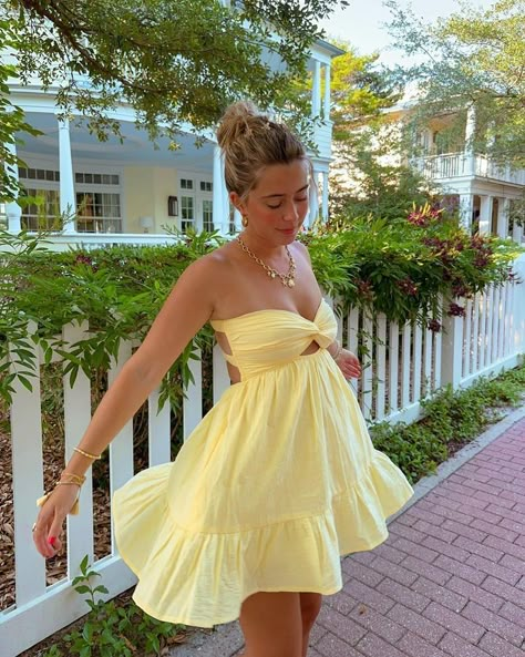 All Posts • Instagram Elegant Homecoming Dresses, Yellow Sundress, Shade Of Yellow, Short Homecoming Dress, Cute Summer Dresses, Vacation Dresses, Hoco Dresses, Summer Breeze, Evening Party Dress