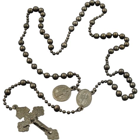 Latin Prayers, Combat Rosary, Prayer Books, Latin Mass, Pull Chain, Daily Prayer, The Military, Rosary, Cross Necklace