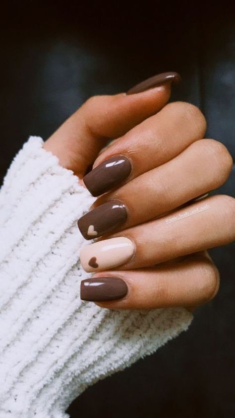 17 Brown Nail Designs You Need To Try Brown Nails Design, Simple Fall Nails, November Nails, Fall Nail Trends, Fall Gel Nails, Cute Nails For Fall, Beige Nails, Simple Gel Nails, Thanksgiving Nails