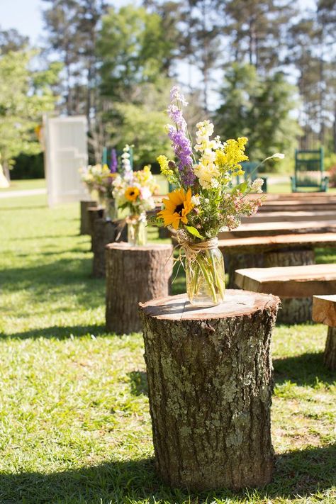 Wedding Walkway, Sunflower Wedding Decorations, Weddings Idea, Backyard Weddings, Tree Stumps, Camo Wedding, Mountain Weddings, Farm Weddings, Ceremony Seating