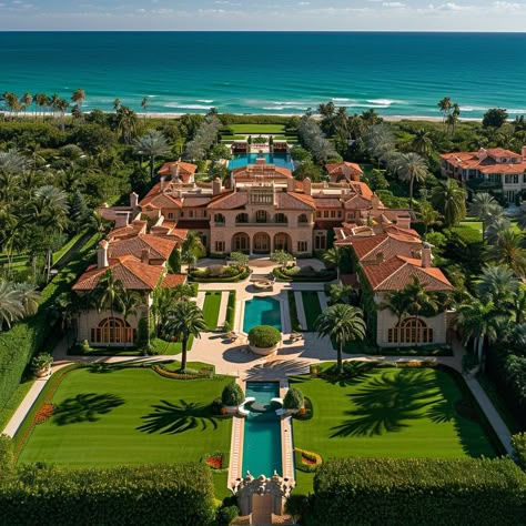 Inside Tony Robbins' Luxurious Manalapan Mansion Mega Mansion House Plans, Helipad At Home, Mega Mansion Floor Plan, Beautiful Mansions Luxury Dream Houses, Billionaire Houses Mansions, Mansions In California, Mega Mansions Luxury, Scarface Miami, Mafia Mansion