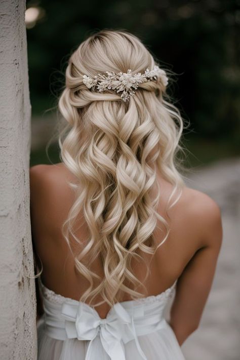 #BridalHairstyles #BridalHairstylesForLongHair #BridalHairstylesHalfUpHalfDown #BridalHairstylesWithVeil #BridalHairstylesDown #BridalHairstylesUpdo #BridalHairstylesIndian #BridalHairstylesForShortHair #BridalHairstylesBlackWomen #BridalHairstylesMediumLength #BridalHairstylesForBlackWomen #BridalHairstylesAfricanAmerican #BridalHairstylesAsian #BridalHairstylesAfrican #BridalHairstylesAsianHair #BridalHairstylesAesthetic #BridalHairstylesAccessories #BridalHairstylesAfricanBlackWomen #BridalHa Blonde Long Hair Wedding Styles, Wedding Ideas For Bridesmaids, Long Wavy Wedding Hairstyles, Wedding Hair Blonde Half Up, Blonde Bride Hairstyles, Frizura Za Vjencanje, Western Wedding Hairstyles The Bride, Wedding Hair Down With Braid, Blonde Bride Hair