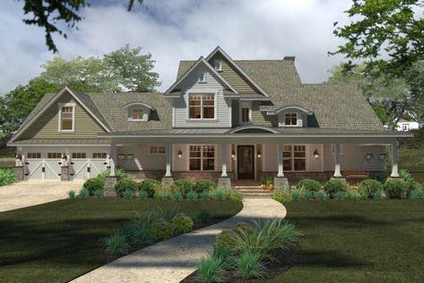 Modern-farmhouse House Plan - 3 Bedrooms, 3 Bath, 2414 Sq Ft Plan 61-194 Southern Farmhouse, Southern House Plan, Farmhouse Floor Plans, Southern House, Farmhouse Style House Plans, Dream Closets, Farmhouse House, Home Floor Plans, House Plans Farmhouse