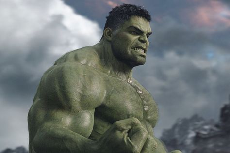 Thor: Ragnarok Has a Hulk Nude Scene, a First for Marvel Hulk Bruce Banner, Hulk Movie, Bruce Banner Hulk, Lotus Flower Logo, Banner Hulk, Logo Marvel, Avengers Quotes, Avengers Film, Film Story