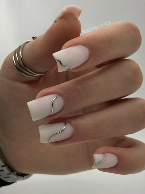 Milky Nails, Wow Nails, Lines On Nails, Casual Nails, Blush Nails, Work Nails, Black Nail, Neutral Nails, Silver Nails