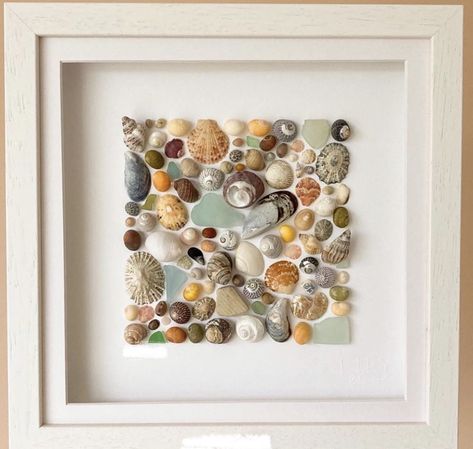 Sea Shell Art Projects, Beach Art Diy, Easy Nature Paintings, Crystal Artwork, Seashell Art Diy, Sea Shells Diy, Sea Glass Art Projects, Seashell Projects, Shells Diy