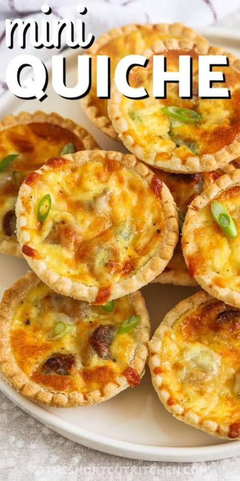 Mini Quiche Recipe Quiche Pastry, Mini Quiche Recipe, Mini Breakfast Quiche, Breakfast Quiche Recipes Easy, Savory Quiche, Mini Pastry, Crescent Breakfast, Mini Quiche Recipes, Spinach Quiche Recipes