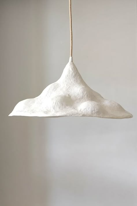 One Paper Mache Pendant Lamp Bubbles Ceiling - Etsy Italy Paper Lamp Design, Paper Mache Light Shade, Paper Mache Lanterns, Paper Mache Lamp Shade, Papier Mache Lamp, Paper Mache Light, Paper Mache Home Decor, Plaster Lamps, Lamps Ceramic