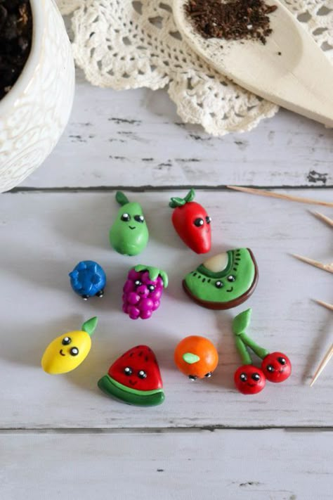 20+ Easy Polymer Clay Craft Ideas Modeling Clay Ideas, Polymer Clay Fruit, Polymer Clay Ideas, Polymer Clay Craft, Clay Fruit, Polymer Clay Magnet, Easy Clay Sculptures, Polymer Clay Mushroom, Easy Polymer Clay