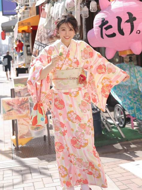 Color: Pink, Size: One Size Pink Yukata, Pretty Kimonos, Moda Kimono, Japanese Traditional Clothing, Traditional Japanese Kimono, Pink Kimono, Mode Kimono, Yukata Kimono, Kimono Yukata