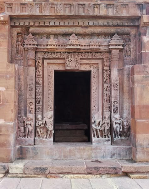 Entrance to the inside of the Dashavatara Temple, Deogarh, India, 6th century (photo: Ismoon, CC BY-SA 4.0). Watch a video of the doorway Deogarh Temple, Indian Arch, Hindu Architecture, Temple Entrance, Temple Door, Creator Of The Universe, Temple Architecture, Temple Art, Divine Nature