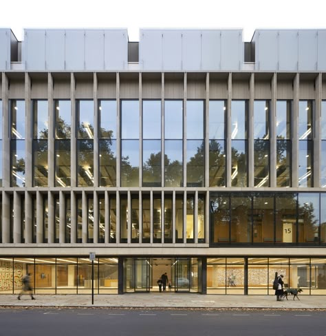 The Zayed Centre for Research into Rare Disease in Children / Stanton Williams Stanton Williams, Location Plan, Mini Office, Compact House, Office Architecture, London Office, Exposed Concrete, Rare Disease, Office Buildings