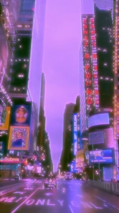 Purple City, Photographie Indie, Foto Top, Pink Tumblr Aesthetic, Dark Purple Aesthetic, Wallpaper Tumblr, Purple Wallpaper Iphone, Picture Collage Wall, Iphone Wallpaper Tumblr Aesthetic