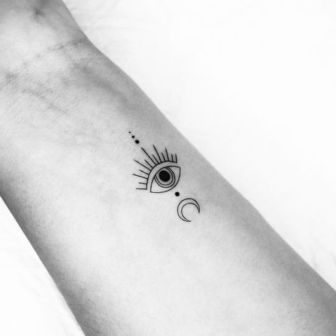 444 Collarbone Tattoo, Evil Eye Tattoo Men, Arabian Tattoo, Intuition Eye Tattoo, Tattoo Pequeños, Third Eye Tattoo, Eye Tattoo Meaning, Third Eye Tattoos, Maching Tattoos