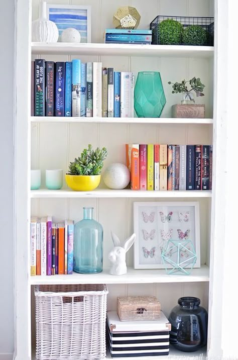 UHeart Organizing: Bookshelf Styling Tips | IHeart Organizing | Bloglovin’ White Book Shelf, Shelves Hallway, Shelves Nursery, Home Office Shelves, Styling Bookshelves, Shelves Bedroom, Shelf Nightstand, Cool Bookshelves, Interior Boho