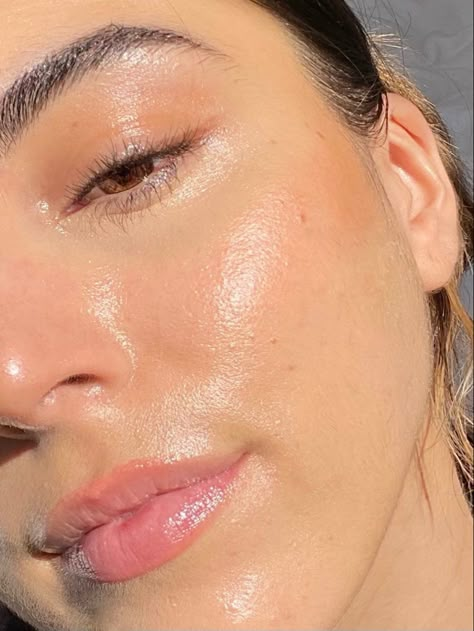 glass skin, clear skin, that girl aesthetic, clean makeup Clear Healthy Skin Aesthetic, Clear And Glowy Skin, Dewy Skin Aesthetic, Glass Skin Freckles, Real Skin Aesthetic, Clear Skin Aethstetic Skin Care, Clear Skin Aethstetic Vision Board Black, Clear Smooth Skin Aesthetic, Clear Skin With Freckles Aethstetic